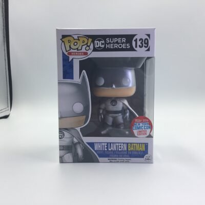 DC - Batman (White Lantern Blowing Cape) - 139